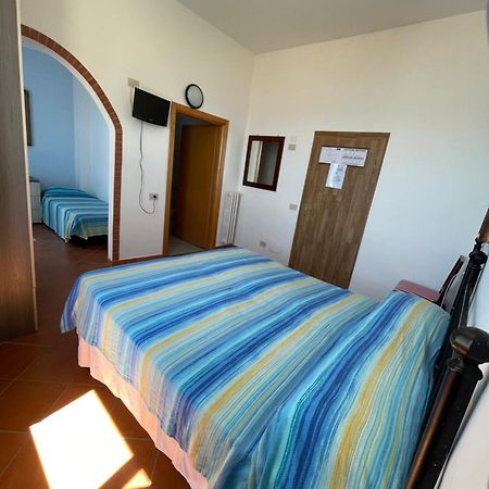 Hotel Eden Follonica Bagian luar foto