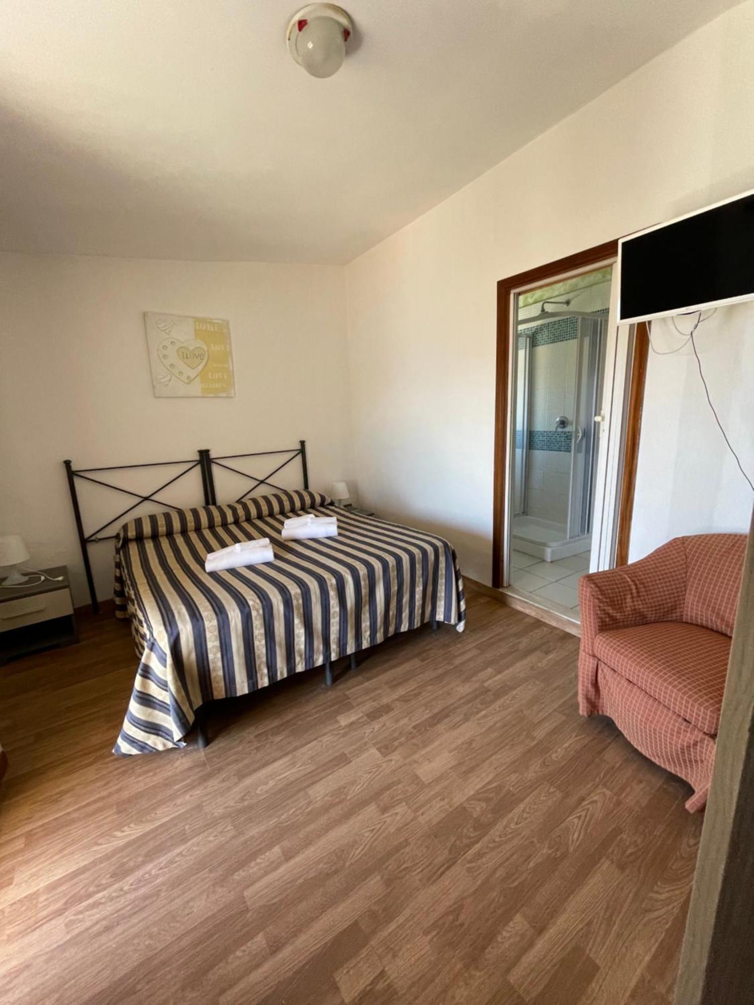Hotel Eden Follonica Bagian luar foto