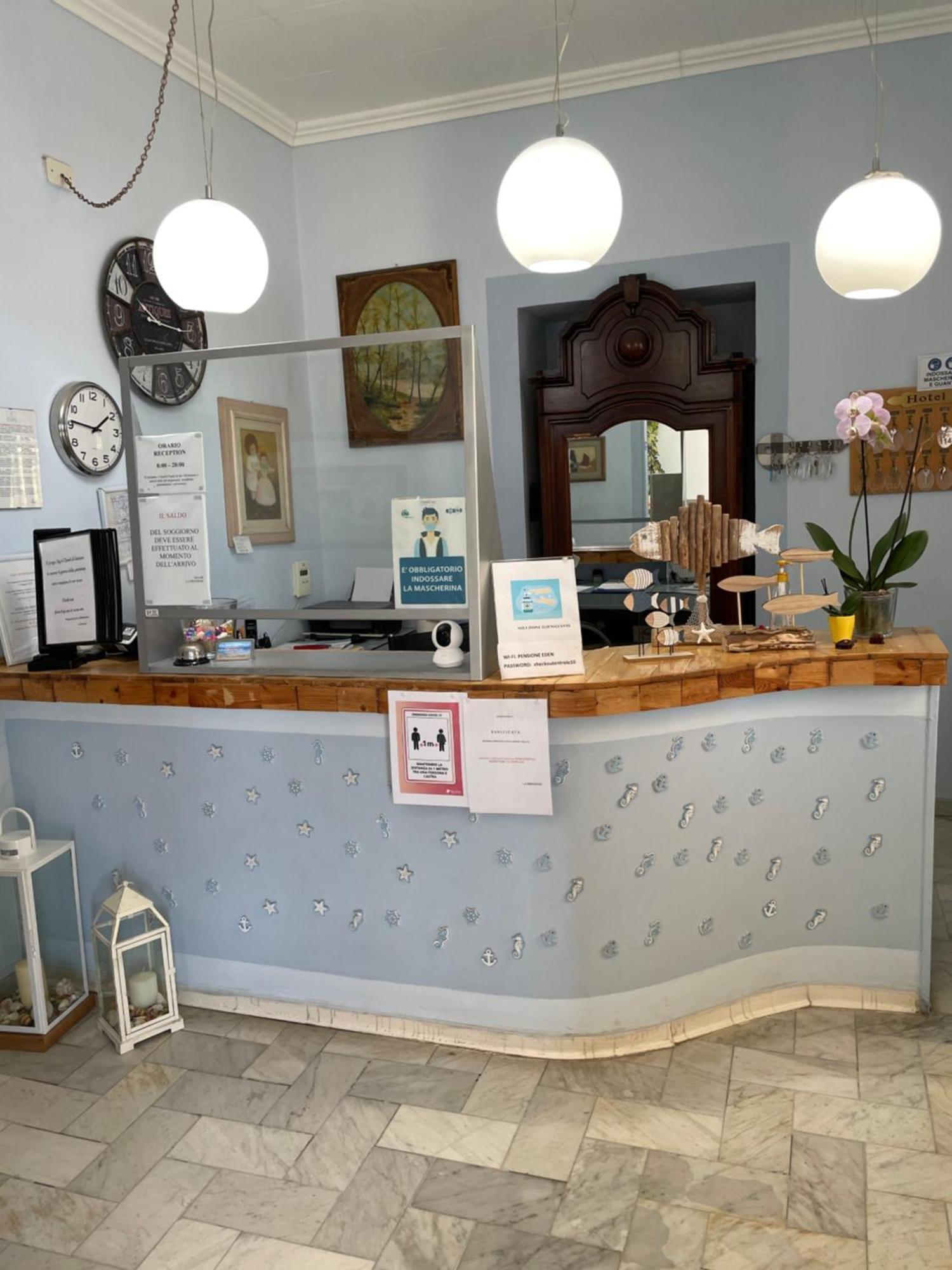 Hotel Eden Follonica Bagian luar foto